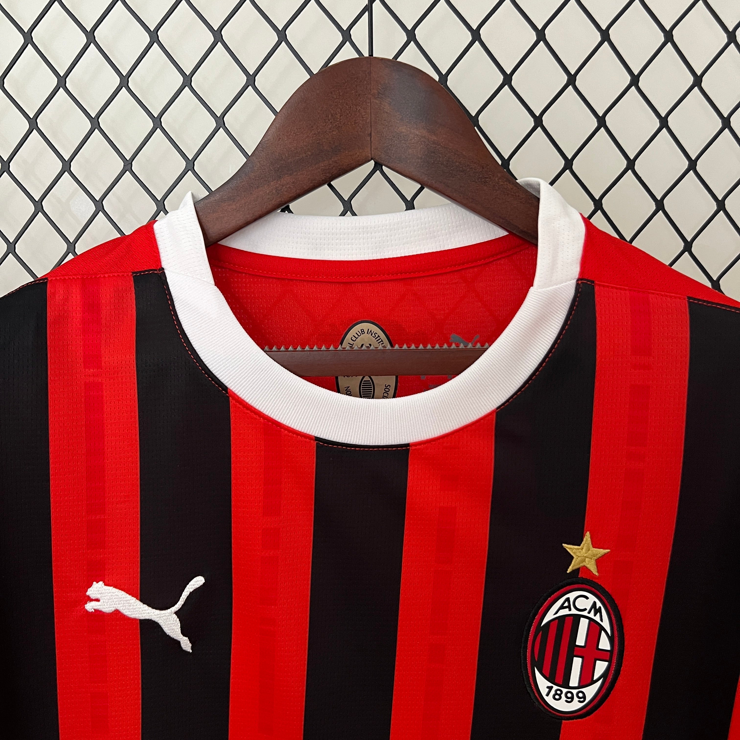 24/25 AC Milan Home