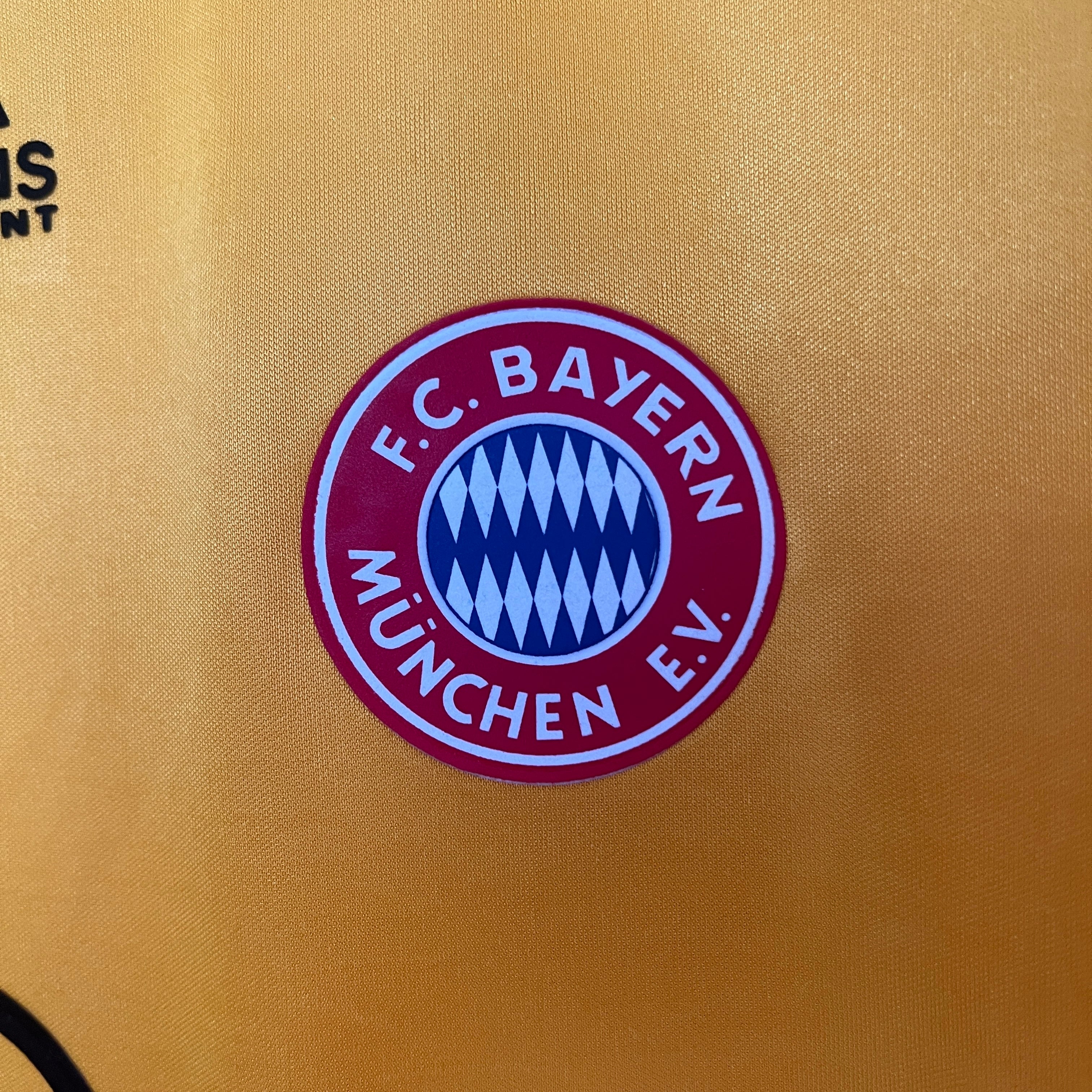 Retro Bayern Munich Away